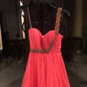 Prom/homecoming dress